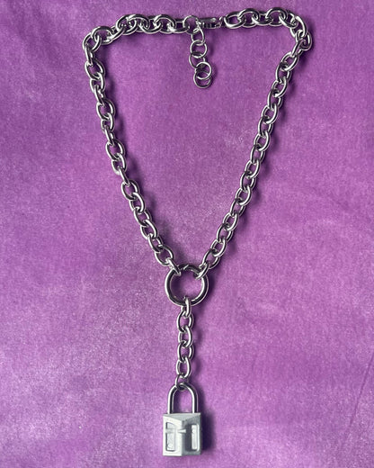 Construct Lock Necklace